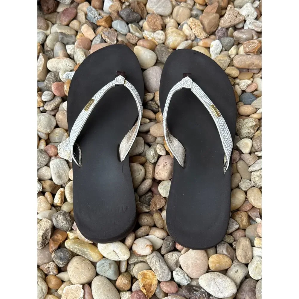 Reef Flip Flop Sandals Women's‎ Size 9